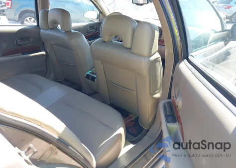 2002 Buick Lesabre Limited z USA, uszkodzony, nr VIN 1G4HR54K32U232987